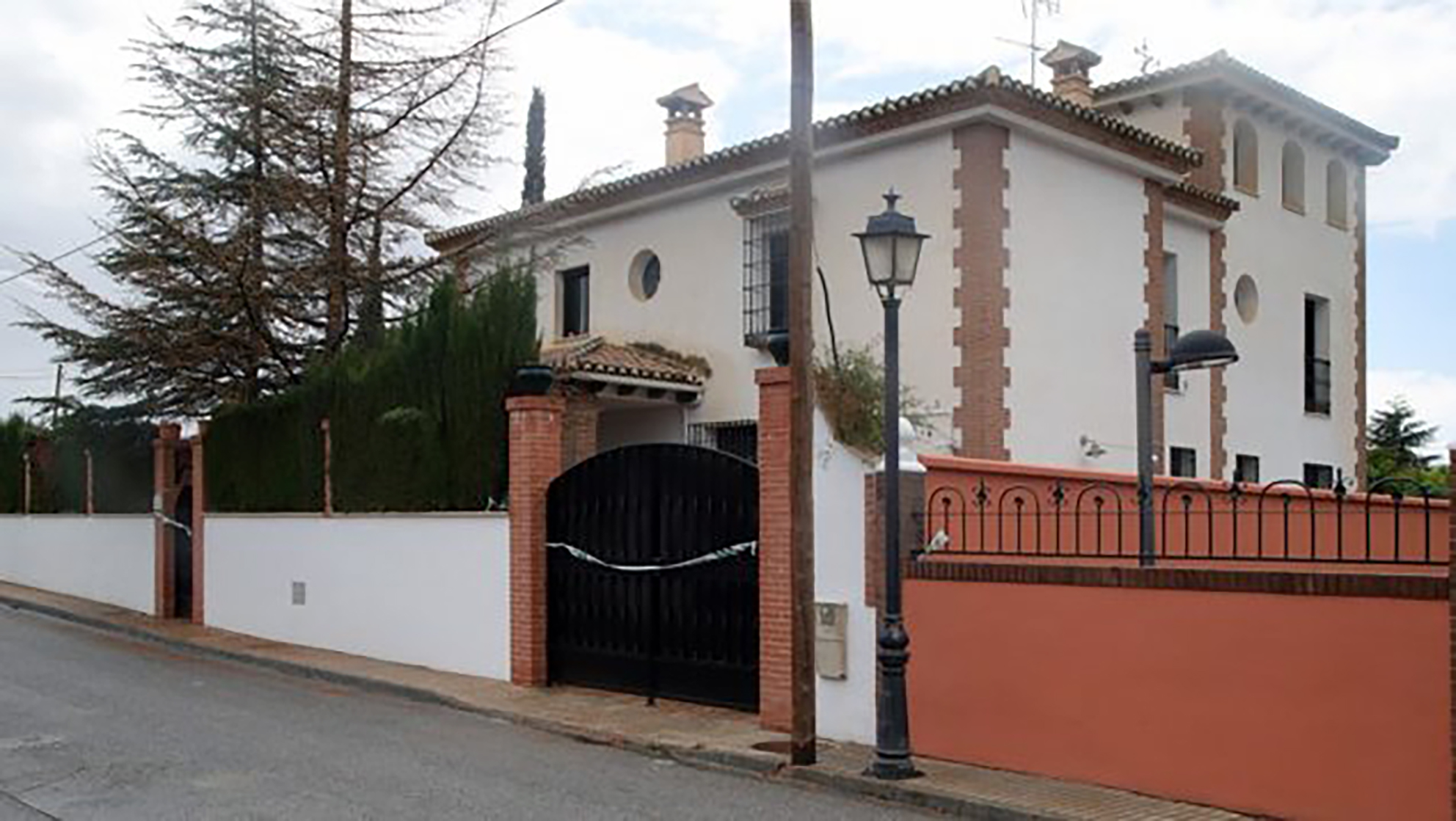 Torredelcampo, «consternado» por el crimen de una vecina embarazada y su hijo en Las Gabias (Granada)