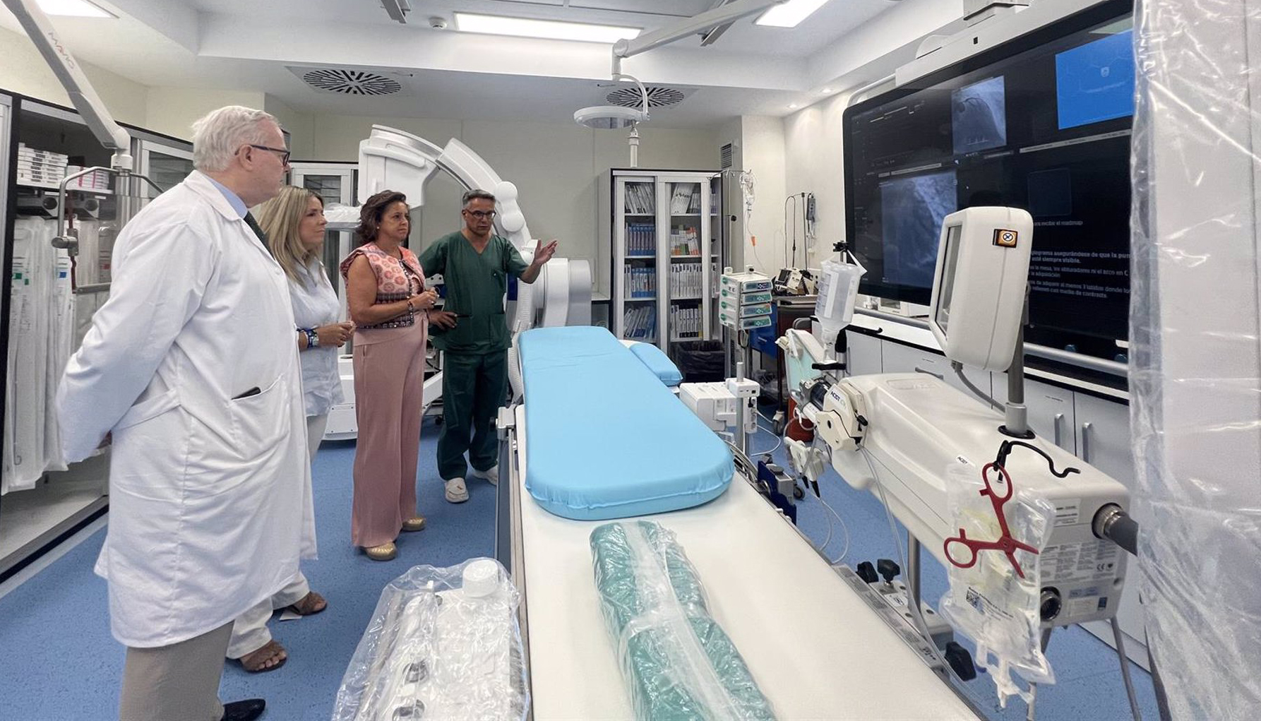 El Hospital de Jaén consolida la especialización en el ‘Código Infarto’ con la segunda sala de hemodinámica