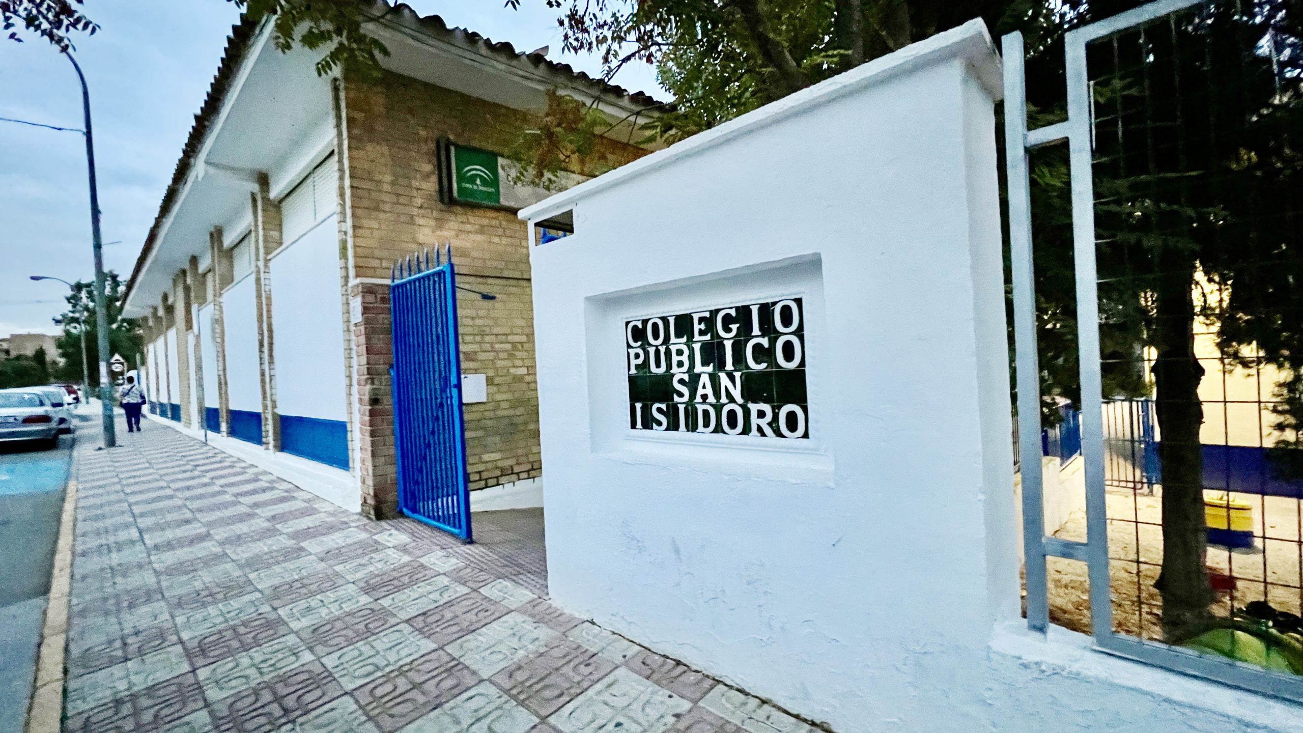 El AMPA del CEIP San Isidoro denuncia el exceso de alumnos en Infantil y acusa a la Junta de Andalucía de poner en riesgo la calidad educativa
