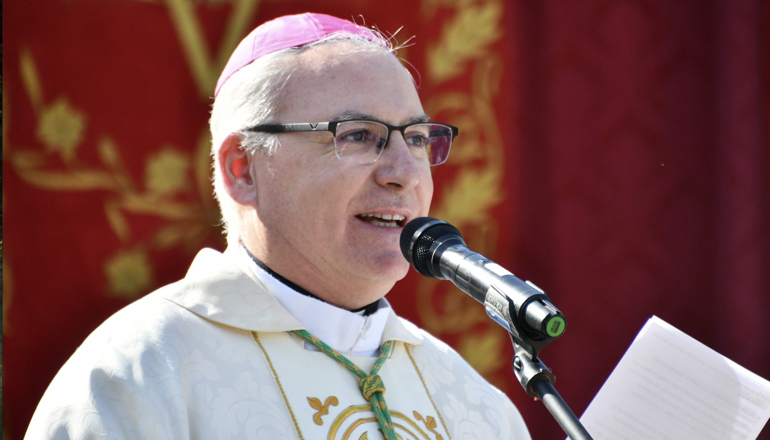 El obispo agradece a todas las personas que han hecho posible el Rosario Magno