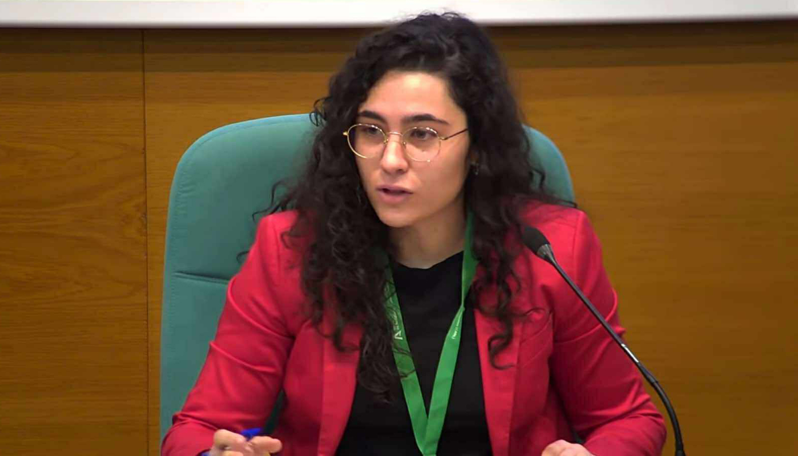 Ana Hueso Moral recibe el Premio a la Mejor Ponencia Específica en las XLII Jornadas Universitarias Andaluzas de Derecho del Trabajo