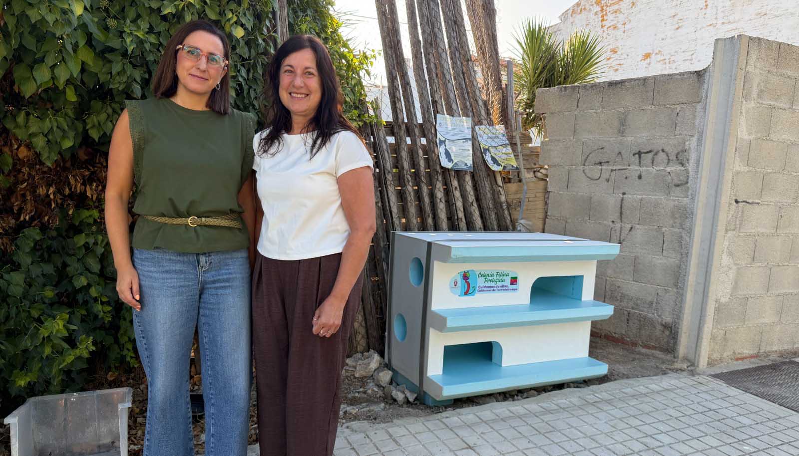 Nuevas casetas en las colonias felinas en Torredelcampo para reforzar el Programa CER y mejorar la convivencia